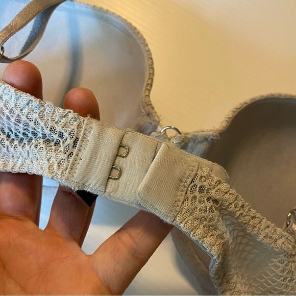 Victoria's Secret Very Sexy gray lace mesh netting Padded Push Up Bra Size 32C - Picture 4 of 10